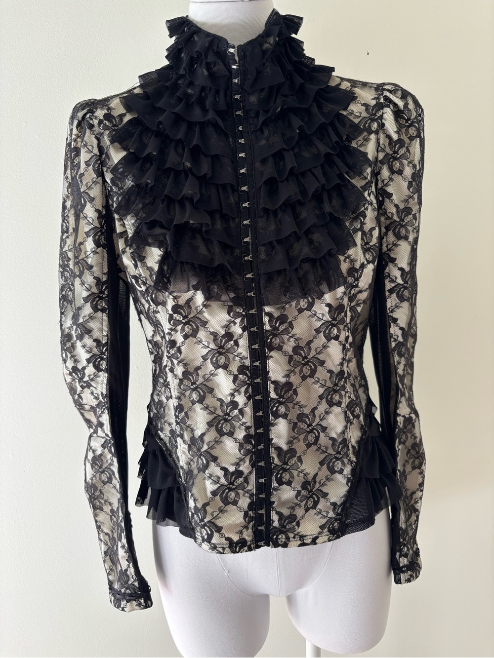 Vintage Lip Service Blacklist Victorian Goth Ruffle Lace Top